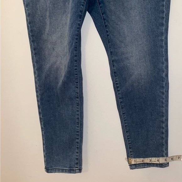 Style & Co Petite (NWT) Curvy Fit Womens Size: 10P Skinny Mid Rise Denim Jeans - Picture 7 of 14